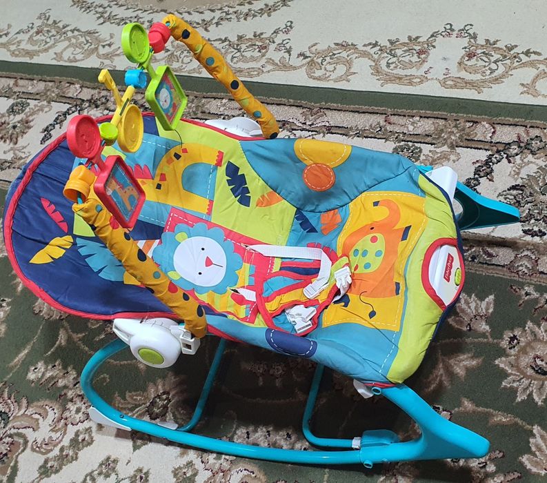 Шезлонг детский 1800 тенге