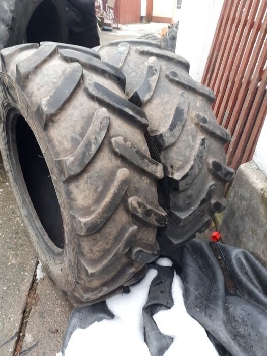 Anvelope tractor 360/70R24 12,4