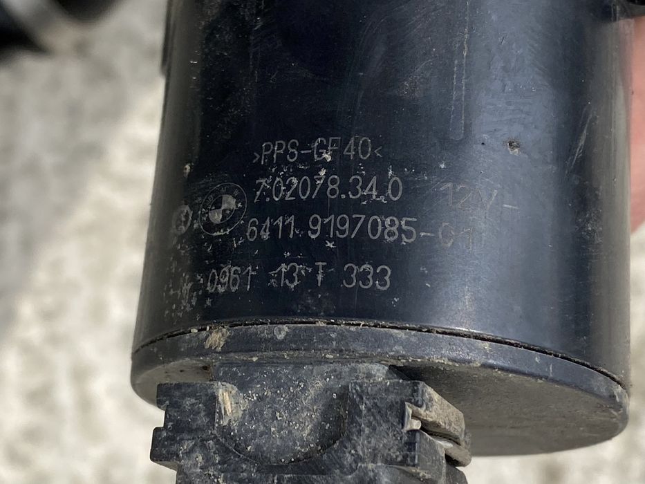 Pompa recirculare apa / Robinet caldura BMW X5 X6 / E70 E71 F15 F16