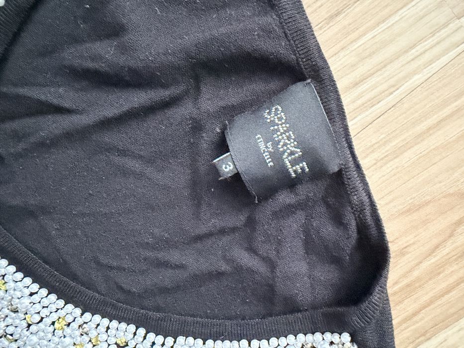Rochie din tricot cu margele