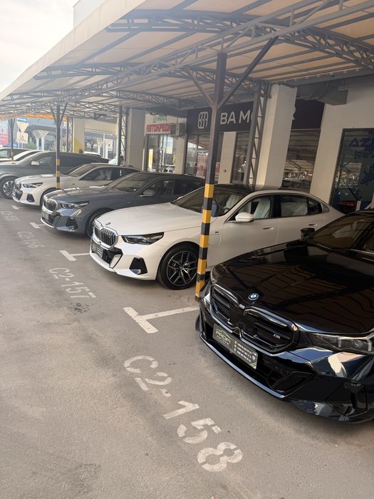 Bmw i5 40L M sport
