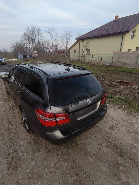 Mercedes Benz E200 CDI