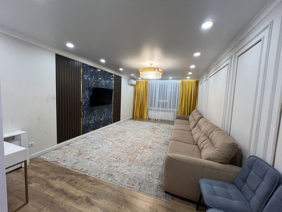 Продам классный диван!