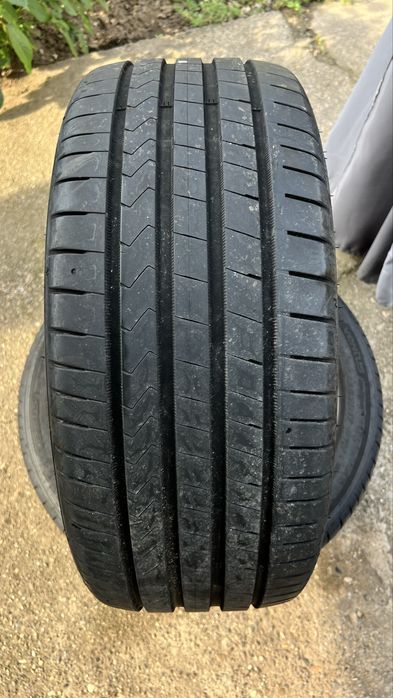 Гуми Hankook 235/45/17