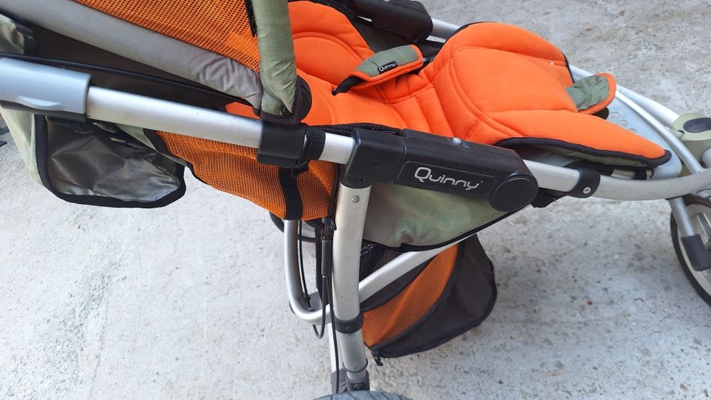 Детска количка и столче