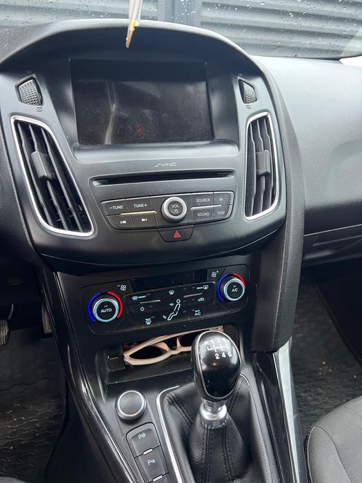 Masina de vanzare Ford Focus