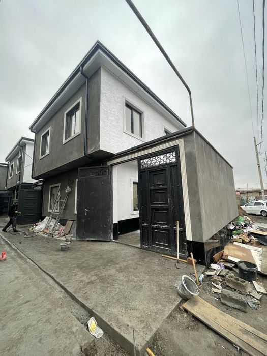 Uchaska sotiladi 4 xona sergeli Xonabod