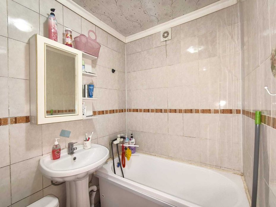 Продаётся 2-комнатная квартира ул.ГАГАРИНА - КРЫТЫЙ РЫНОК. Этаж 4/5.