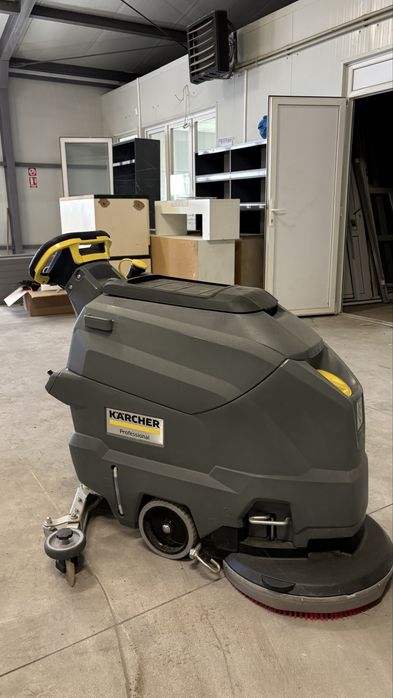Kärcher BD 50/50 C Professional – mașină spălat pardoseli + acumulator + încărcător