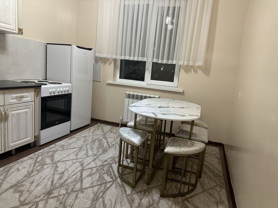 Шайхонтохурда 1 хонали квартира ижарага берилади