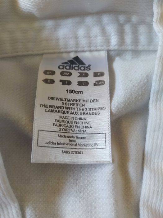 Таекуондо екипировка Dae Do! Протектори, електронни чорапи, добок.