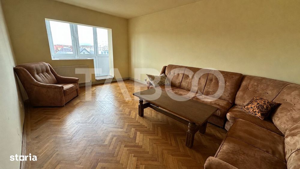 Apartament 4 camere etaj intermediar cu pivnita zona Strand Sibiu