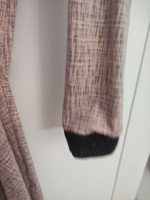 Рокля  с дълъг ръкав