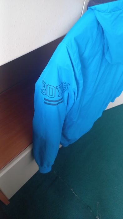 Синьо Яке за момче.