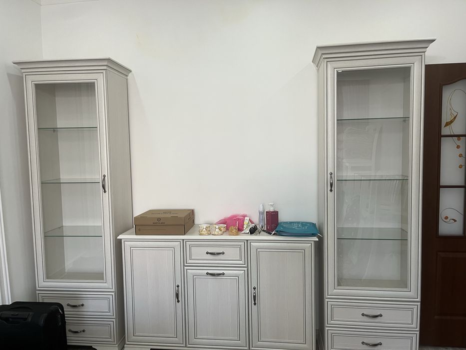 Витрина стенка горка комод тиффани