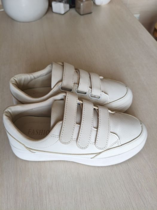 Кроссовки 37 размер