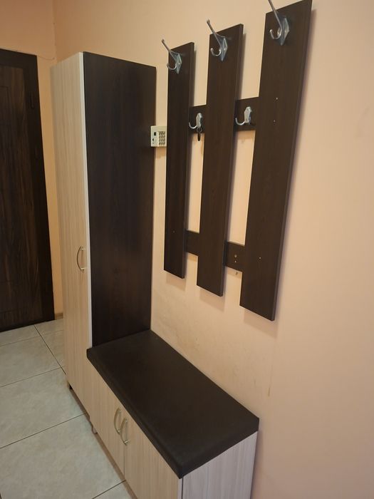 Обзавеждане за входно антре