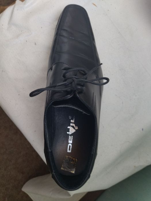 Продавам мъжки обувки