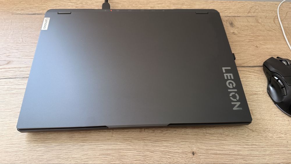 Laptop Gaming Lenovo Legion Pro 5 16ARX8