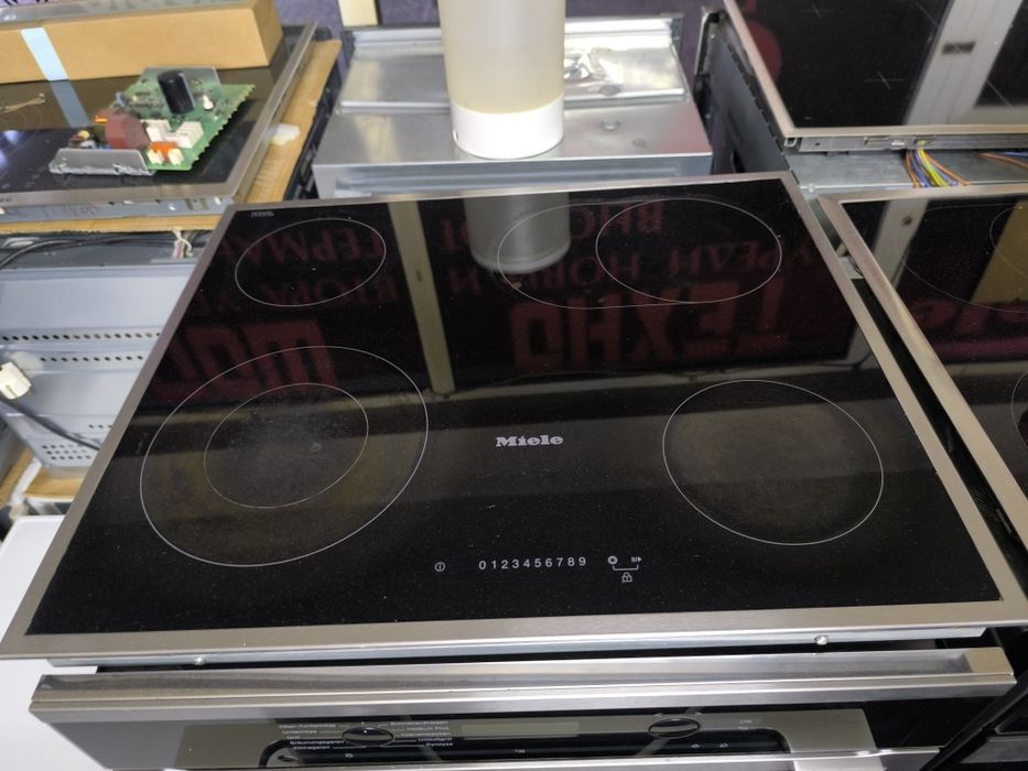 Керамичен плот Miele KM 5812 EDST