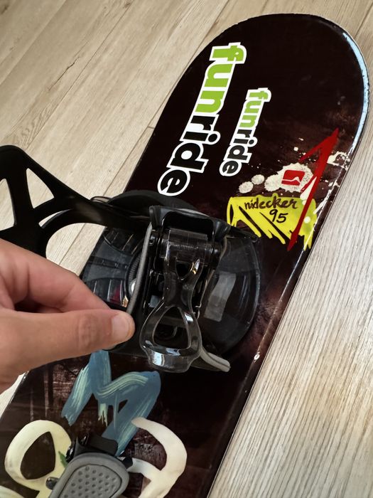 Placa snowboard copii cu legaturi