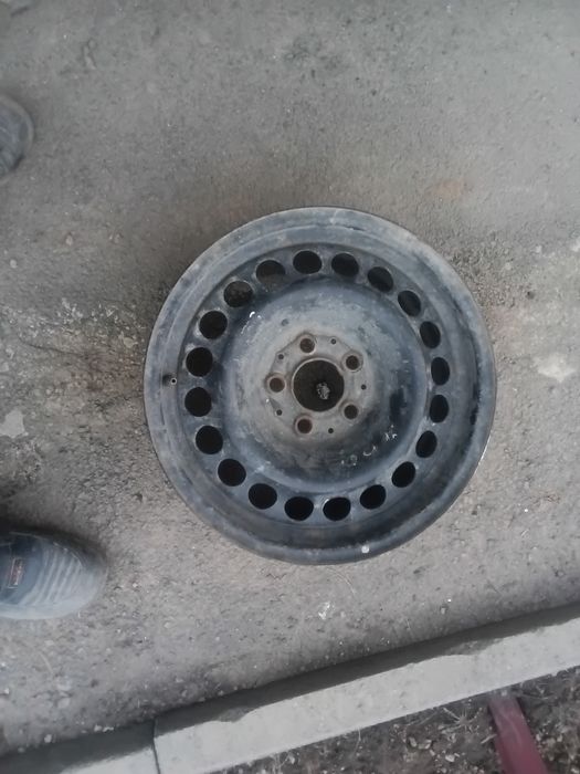 Мерседес 210 Мерседес Мерседес