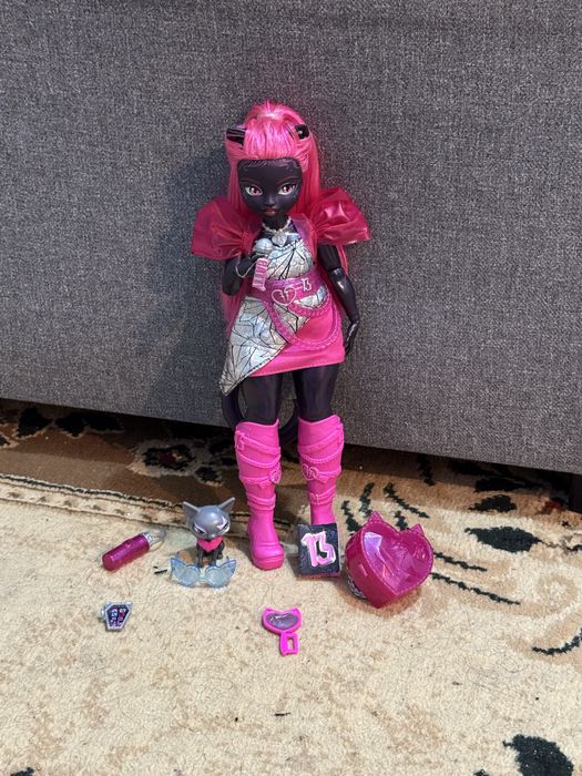 Кэтти Нуар  г3монстр хай кукла