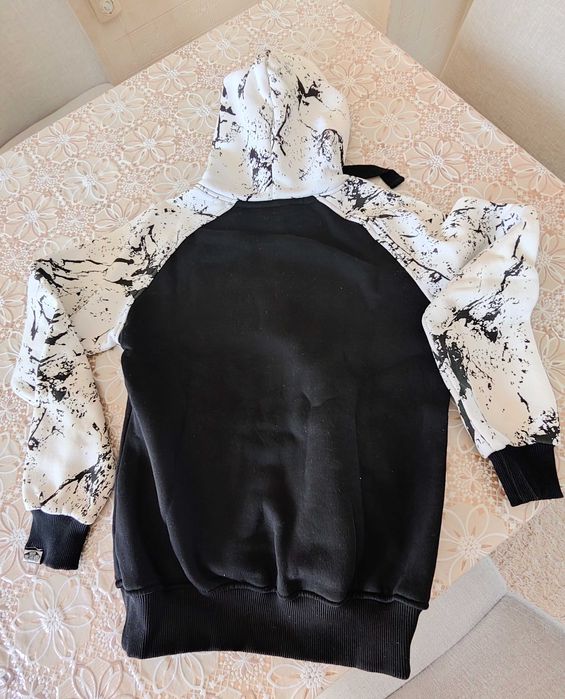 Суичър VANS чисто нов