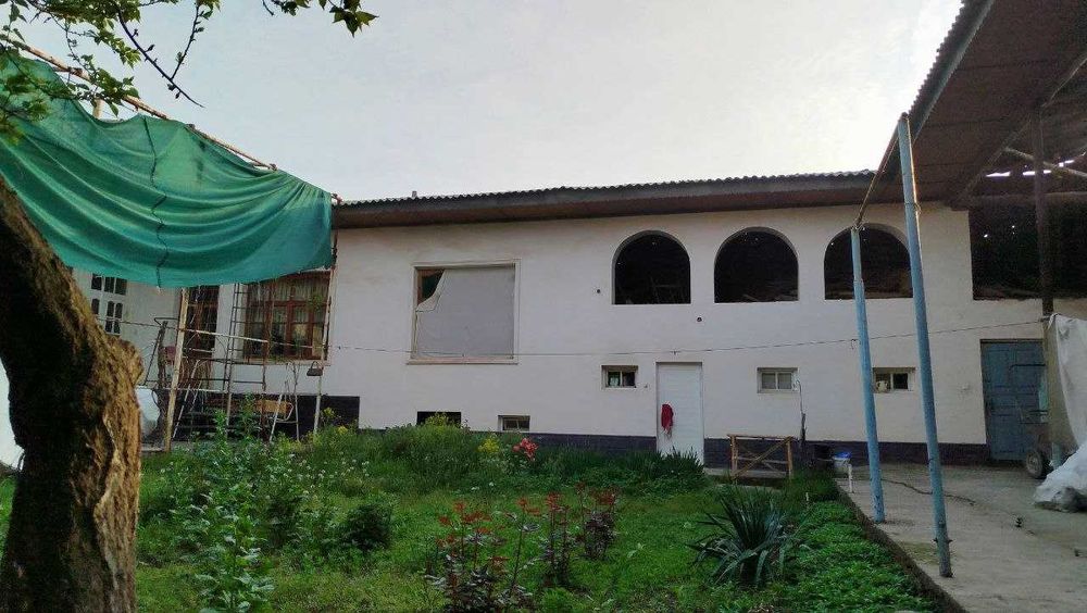 Продаётся дом г.Бука,7 соток 71000 usd! Уй Сотилади Бука ш!