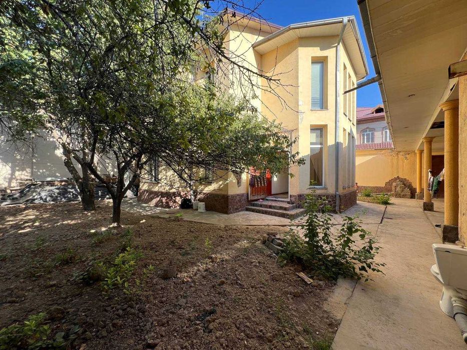 Продаётся дом, бывшая Чайхана Салом 4,4 сот. фасад 20 м.