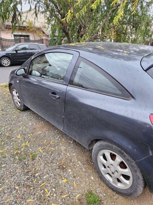 Opel Corsa D Coupe 1.2