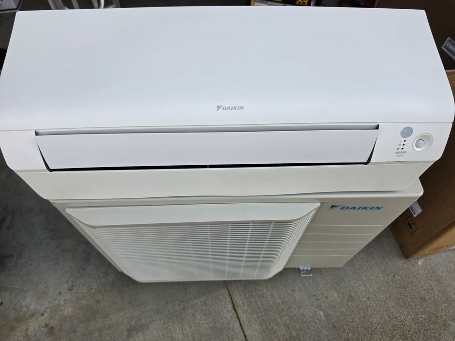 Daikin perfera FTXM35  RXM35 нов без кашони с тронспорни дефекти