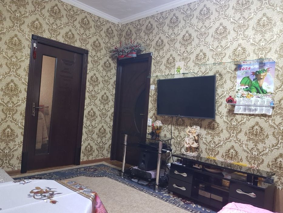 Продаю свою 2.4.4  на чилонзаре-8