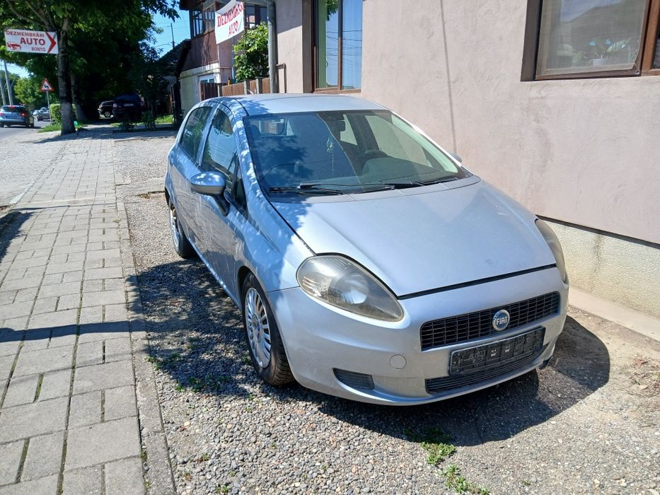 Dezmembrez Piese Fiat Grande Punto din 2007