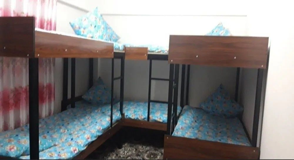 Двухярусная кровать,мебельная