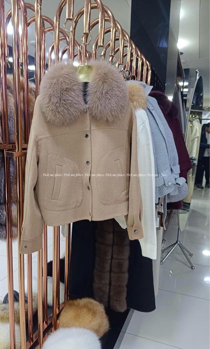 Кашмирено палто с естествен косъм