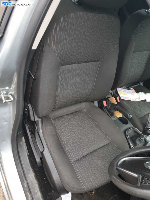 Interior Textil Fara Incalzire Scaune Fata Stanga Dreapta Bancheta Sezut cu Spatar Opel Astra J Break Caravan 2009 - 2016 [C7218]