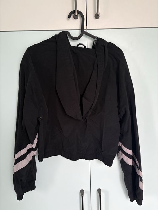 Преходно яке с качулка Bershka