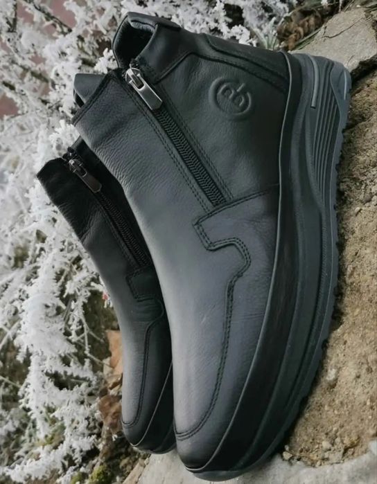 Мъжки боти естествена кожа с каучуково ходило 40,41,42,44 и 45 номер.