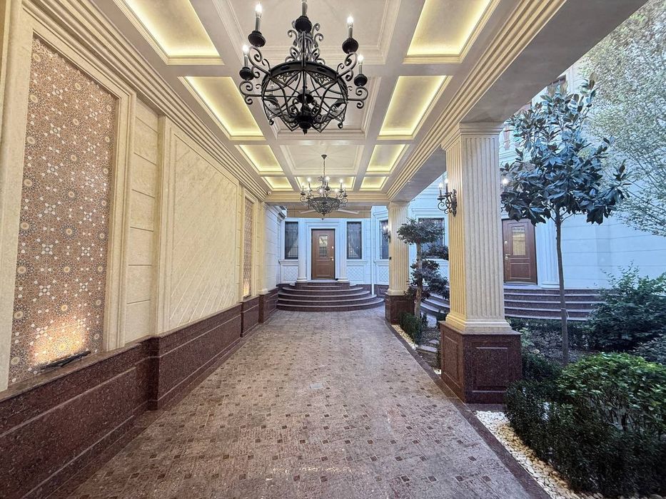 Саломатина.  Шота Руставели.  Дом Мечты .