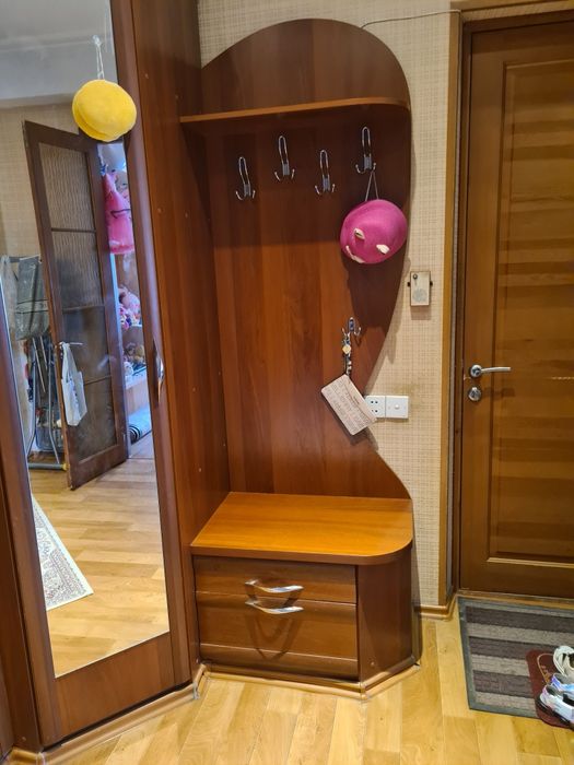 Прихожая угловая