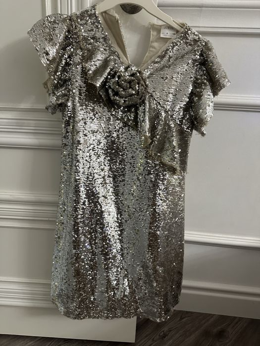 Платье для девочки б/у