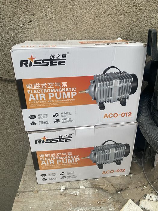 Продам поршневой компрессор