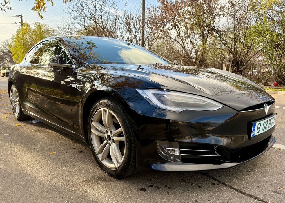 Tesla Model S Tesla Model S 100D 460 km long range AWD FSD HW3.0 Garanție 12/2026