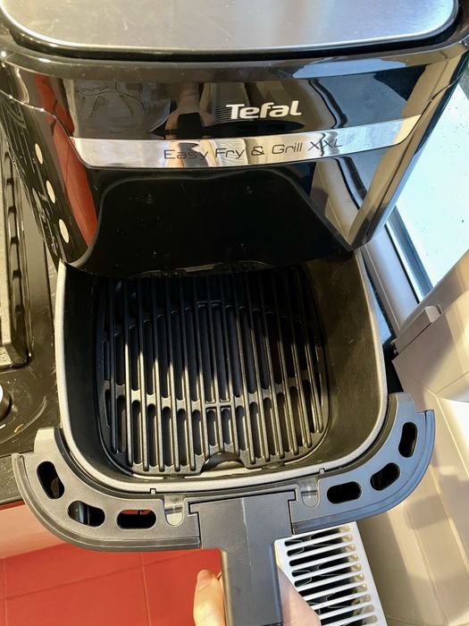 Friteuza cu aer cald/AirFryer Tefal EasyFry & Grill XXL  EY801815