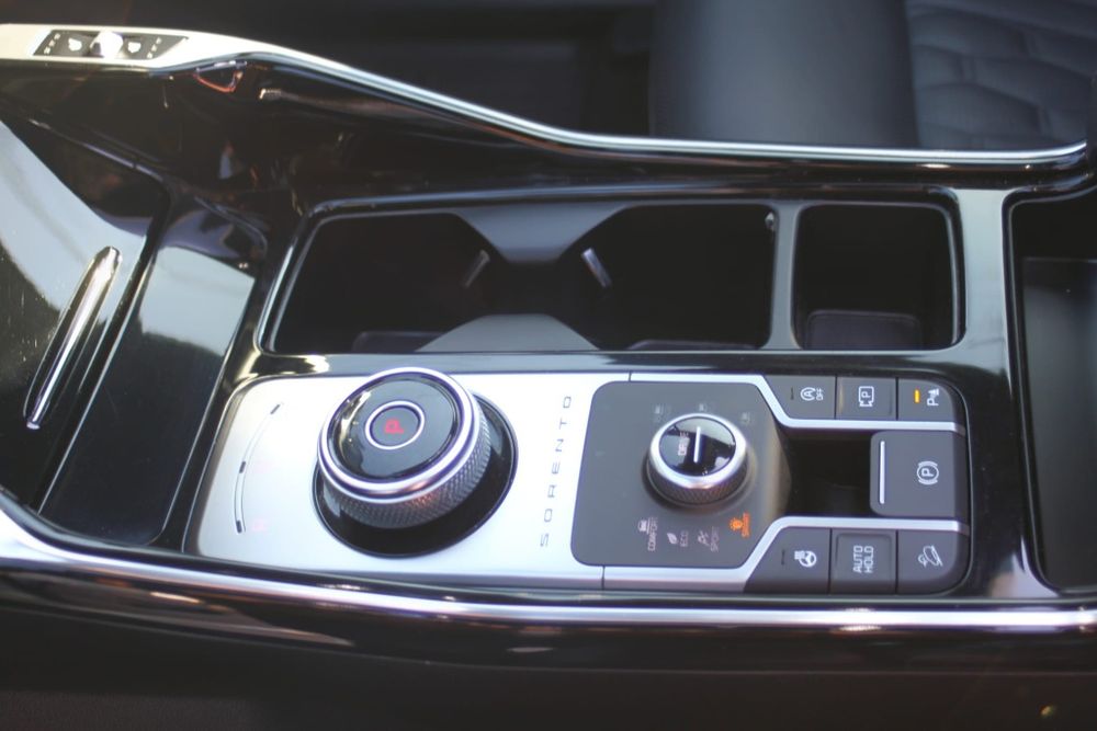 KIA Sorento 2021 — imagine 4