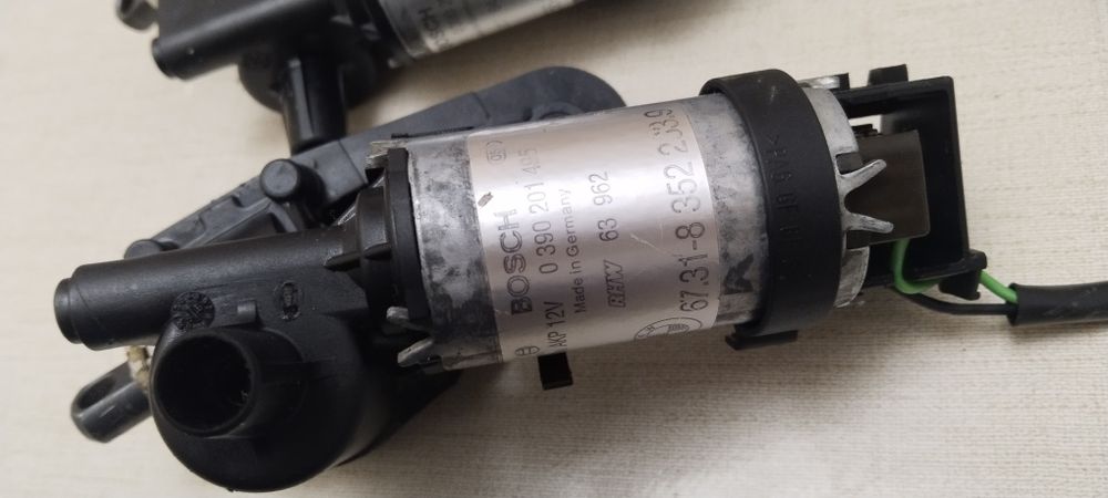 Моторчик от спинки ломайки бмв е38,е39