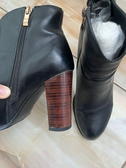 Продам обувь на осень и туфли