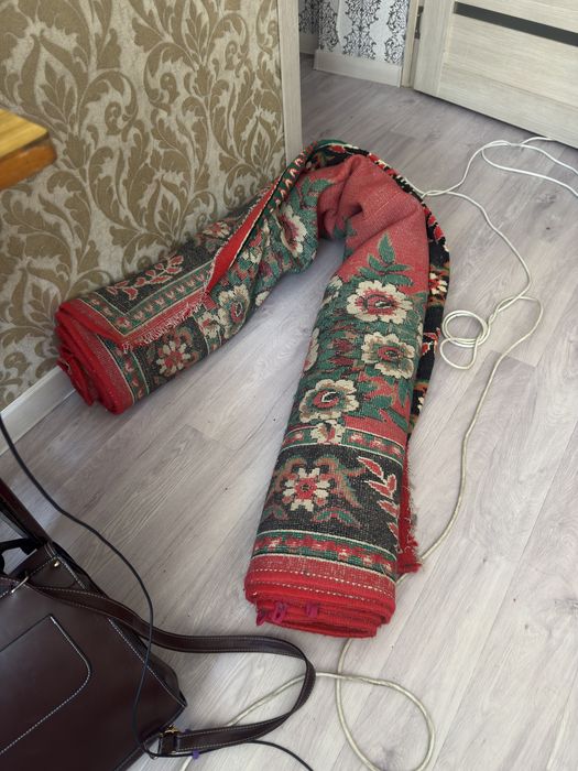 Ковер , большой