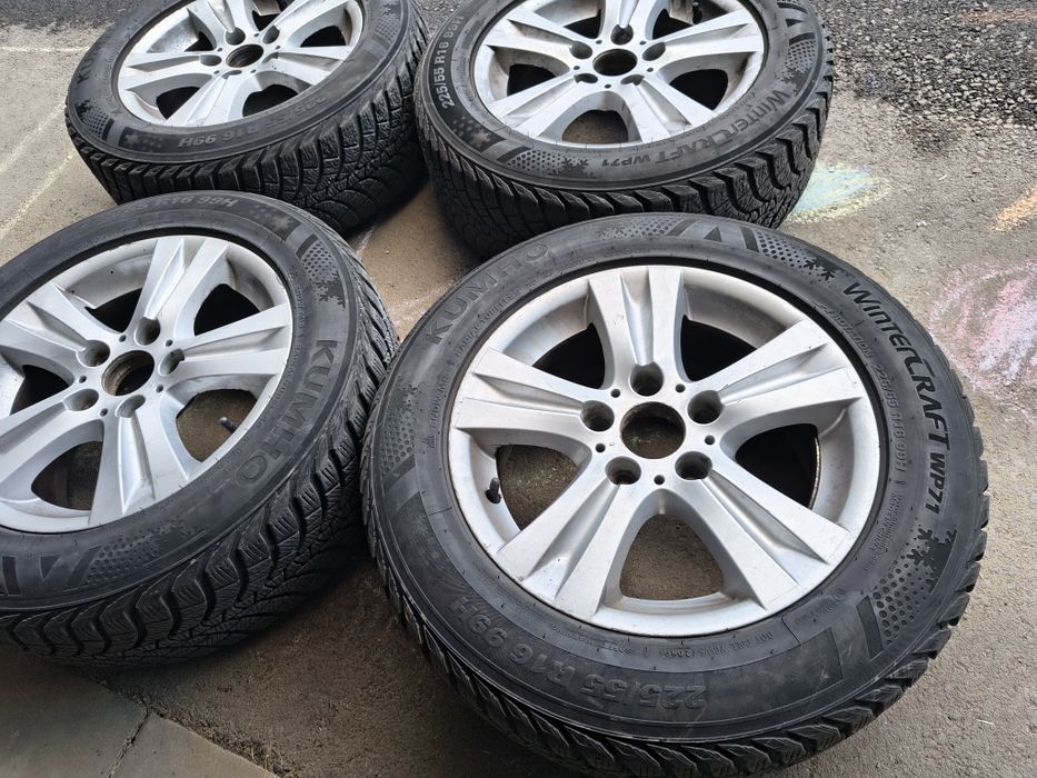 Продавам джанти с гуми 16 цола за БМВ  225 55 16  5x120